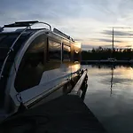Wohnen Auf Der Marina Lagovida, Hausboot Mit Sonnenterrassen Auf 20 Qm *