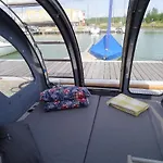 Botel Wohnen Auf Der Marina Lagovida, Hausboot Mit Sonnenterrassen Auf 20 Qm