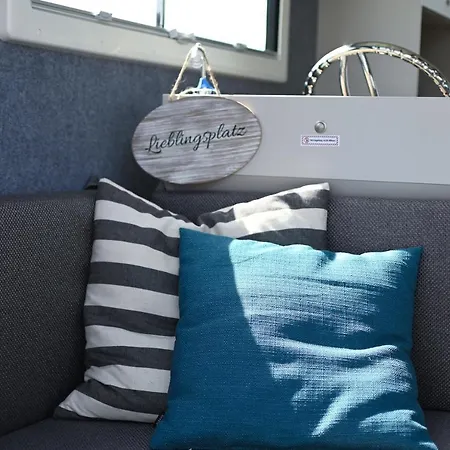 Wohnen Auf Der Marina Lagovida, Hausboot Mit Sonnenterrassen Auf 20 Qm