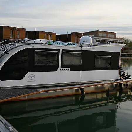 Botel Wohnen Auf Der Marina Lagovida, Hausboot Mit Sonnenterrassen Auf 20 Qm *