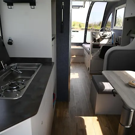 Wohnen Auf Der Marina Lagovida, Hausboot Mit Sonnenterrassen Auf 20 Qm Grosspösna