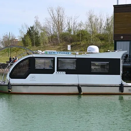 Botel Wohnen Auf Der Marina Lagovida, Hausboot Mit Sonnenterrassen Auf 20 Qm Grosspösna